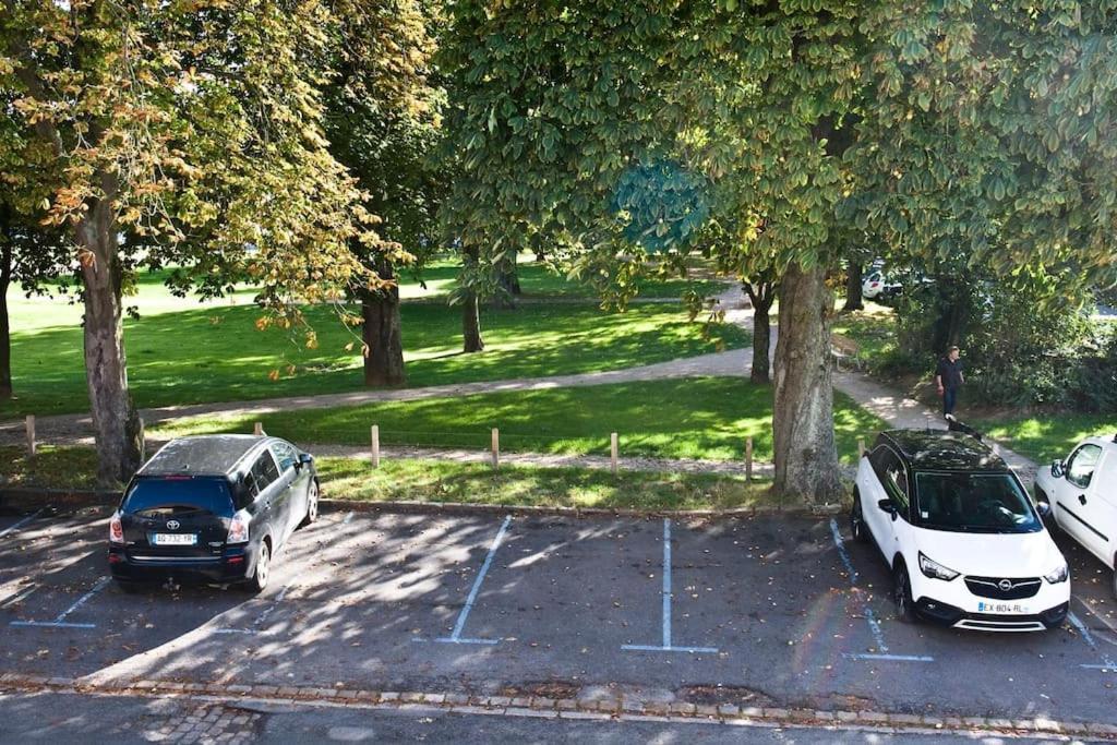 42M2 Au R D C Grand Parking 250 Gratuit Face Au Logement 400 M Centre-Ville Arras Extérieur photo